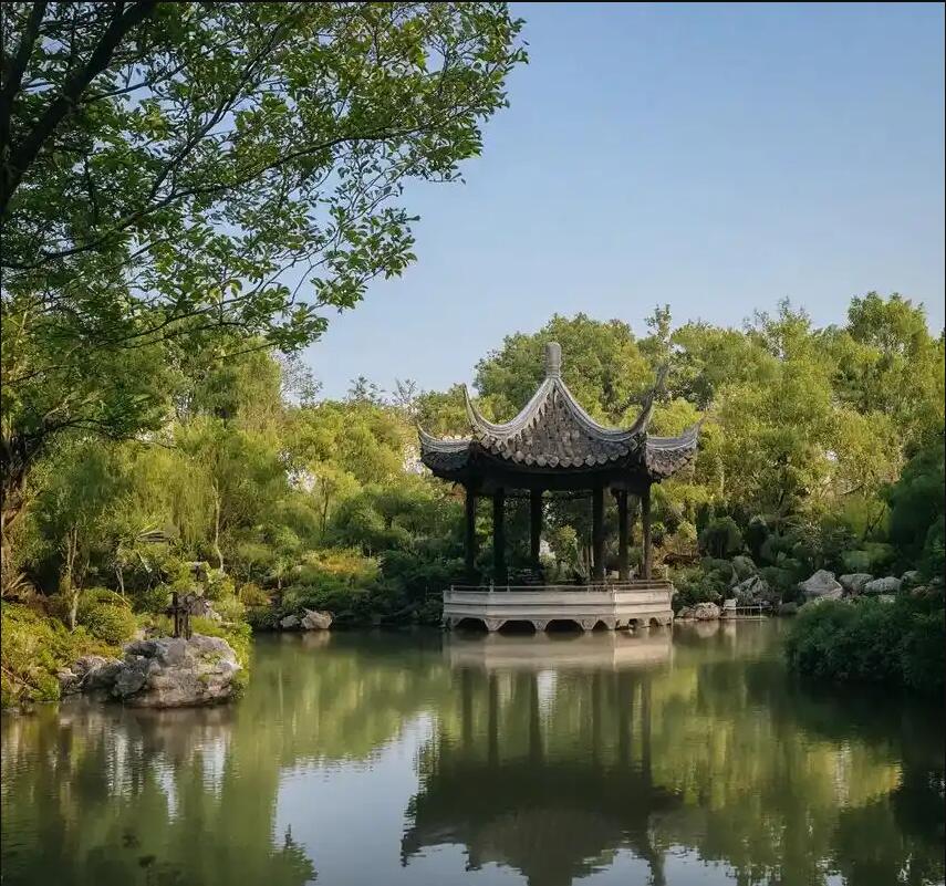 甘肃倾城餐饮有限公司